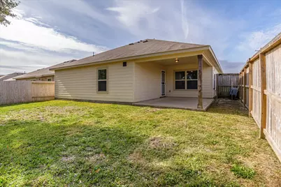 627 627 E Fairway Lake Drive, Alvin, TX 77511 - Photo 24