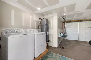 4925 Ave N 1/2, Galveston, TX 77551 - Photo 22