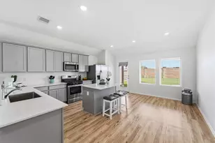 12333 Derby Royal Dr, Houston, TX 77044 - Photo 6