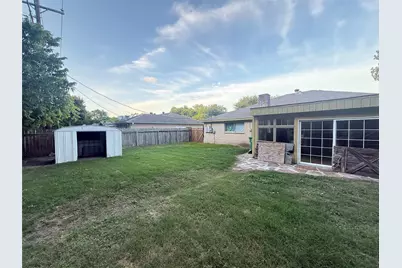 10718 Plainfield Street, Houston, TX 77031 - Photo 2