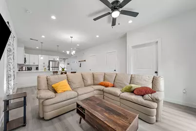 4011 King Street, Houston, TX 77026 - Photo 2