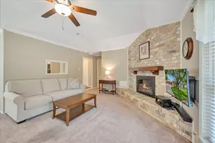16023 Mill Point Dr, Houston, TX 77059 - Photo 22