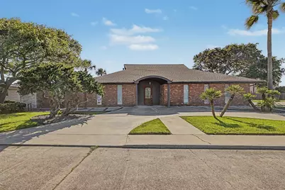69 Colony Park Circle, Galveston, TX 77551 - Photo 1