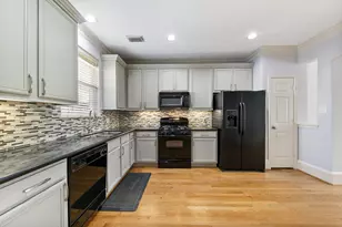 1759 Aden Dr, Houston, TX 77003 - Photo 4