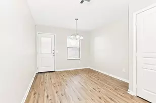 9927 Sanders Rose Lane, Houston, TX 77044 - Photo 6