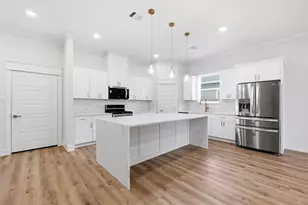 7953 Joy St, Houston, TX 77028 - Photo 4