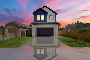 7953 Joy St, Houston, TX 77028 - Photo 2