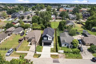 7953 Joy St, Houston, TX 77028 - Photo 30