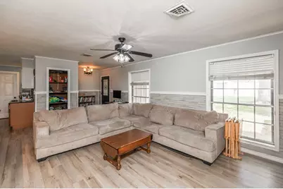 15838 Phend Road, Hamshire, TX 77622 - Photo 6