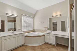 4819 Cypress Spring Dr, Missouri City, TX 77459 - Photo 16