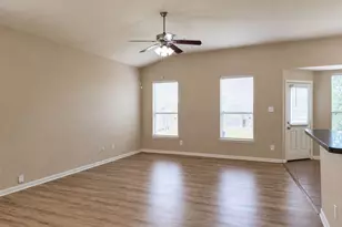 10127 Driftwood Park Dr, Houston, TX 77095 - Photo 4
