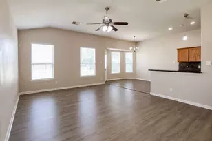 10127 Driftwood Park Dr, Houston, TX 77095 - Photo 6