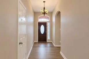 10127 Driftwood Park Dr, Houston, TX 77095 - Photo 2