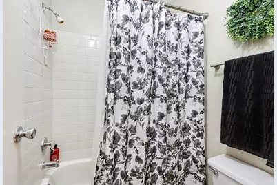 3506 Cove View Boulevard #406, Galveston, TX 77554 - Photo 12