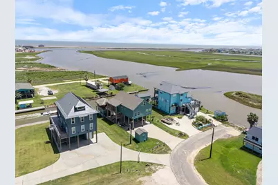 1301 County Road 209, Sargent, TX 77414 - Photo 2
