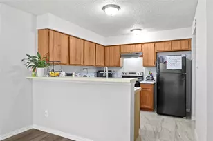 11917 Bob White Dr, Houston, TX 77035 - Photo 8