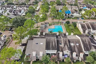 11917 Bob White Dr, Houston, TX 77035 - Photo 30