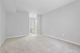 11917 Bob White Dr, Houston, TX 77035 - Photo 12