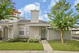 11917 Bob White Dr, Houston, TX 77035 - Photo 2