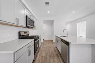 24046 Kentwood Springs Dr, Spring, TX 77373 - Photo 16