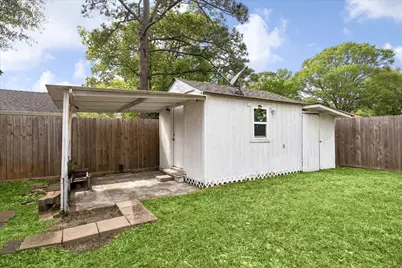 1200 Sagebrush Trail, Baytown, TX 77521 - Photo 14