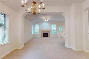 19 Auburn Path Dr, The Woodlands, TX 77382 - Photo 6