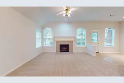 19 Auburn Path Drive, The Woodlands, TX 77382 - Photo 10