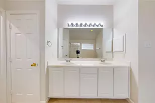 19 Auburn Path Dr, The Woodlands, TX 77382 - Photo 28