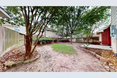 19 Auburn Path Drive, The Woodlands, TX 77382 - Photo 42