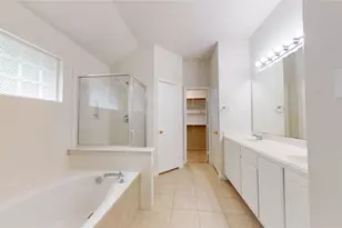 19 Auburn Path Dr, The Woodlands, TX 77382 - Photo 26
