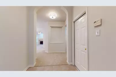 19 Auburn Path Drive, The Woodlands, TX 77382 - Photo 4