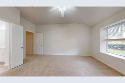 19 Auburn Path Drive, The Woodlands, TX 77382 - Photo 24