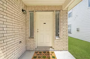 819 Royal George Ln, Houston, TX 77047 - Photo 6