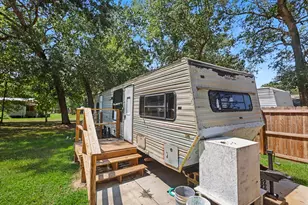 217 Co Rd 436, Dayton, TX 77535 - Photo 34