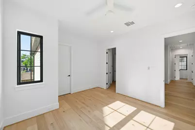 1642 Norfolk Street, Houston, TX 77006 - Photo 32