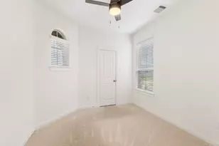 17327 Merigold Hts Dr, Conroe, TX 77302 - Photo 10