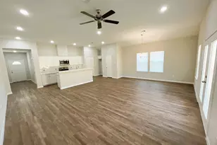 297 Road 5102 L, Cleveland, TX 77327 - Photo 2