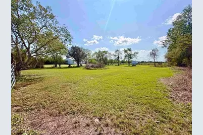 1285 W Leblanc Road, Winnie, TX 77665 - Photo 36