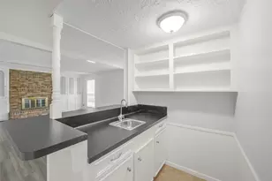 7611 Theisswood Rd, Spring, TX 77379 - Photo 10