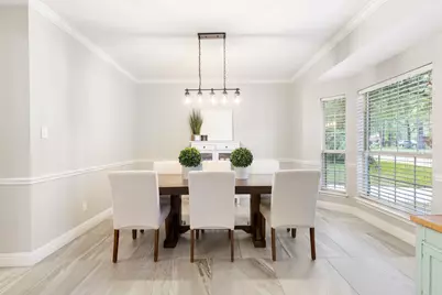 7 S Acacia Park Circle, The Woodlands, TX 77382 - Photo 4