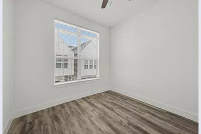 5734 White Magnolia Street, Houston, TX 77091 - Photo 18