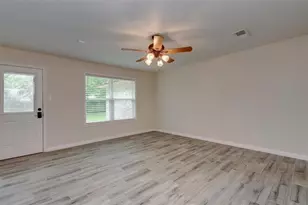 11911 24th St, Santa Fe, TX 77510 - Photo 8