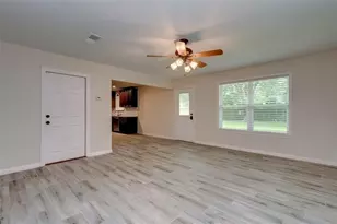 11911 24th St, Santa Fe, TX 77510 - Photo 10