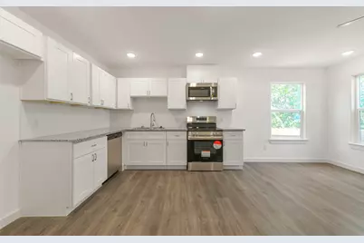 8713 Southwark Street #B, Houston, TX 77028 - Photo 6