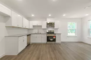 8713 Southwark St, Houston, TX 77028 - Photo 6