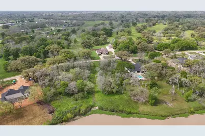 21502 Chenango Lake Drive, Angleton, TX 77515 - Photo 12
