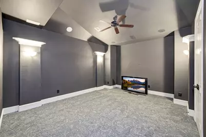 11234 Wych Elm Court, Richmond, TX 77407 - Photo 16