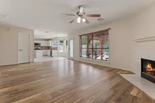 22523 Holly Lake Dr, Katy, TX 77450 - Photo 8