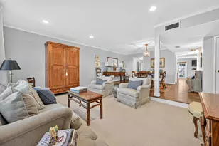 8932 Chatsworth Dr, Houston, TX 77024 - Photo 10