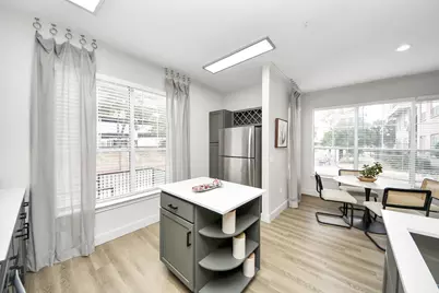 3003 Memorial Court #2323, Houston, TX 77007 - Photo 18